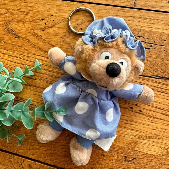 Vintage Other - Berenstain Bears Mama Bear Vintage Plush Keychain Rare